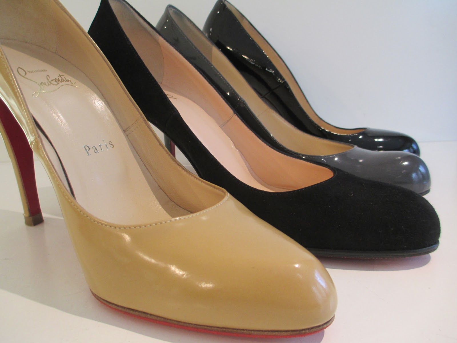 Vancouver Luxury Designer Consignment Shop 二手奢侈品寄卖店 Shop Authentic Christian Louboutin shoes on