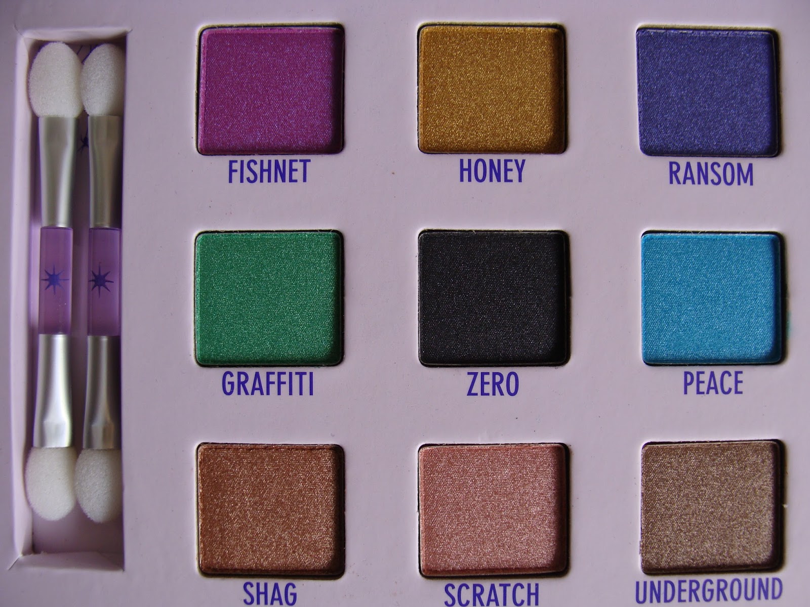 kiss me by the sea perfect palette tag