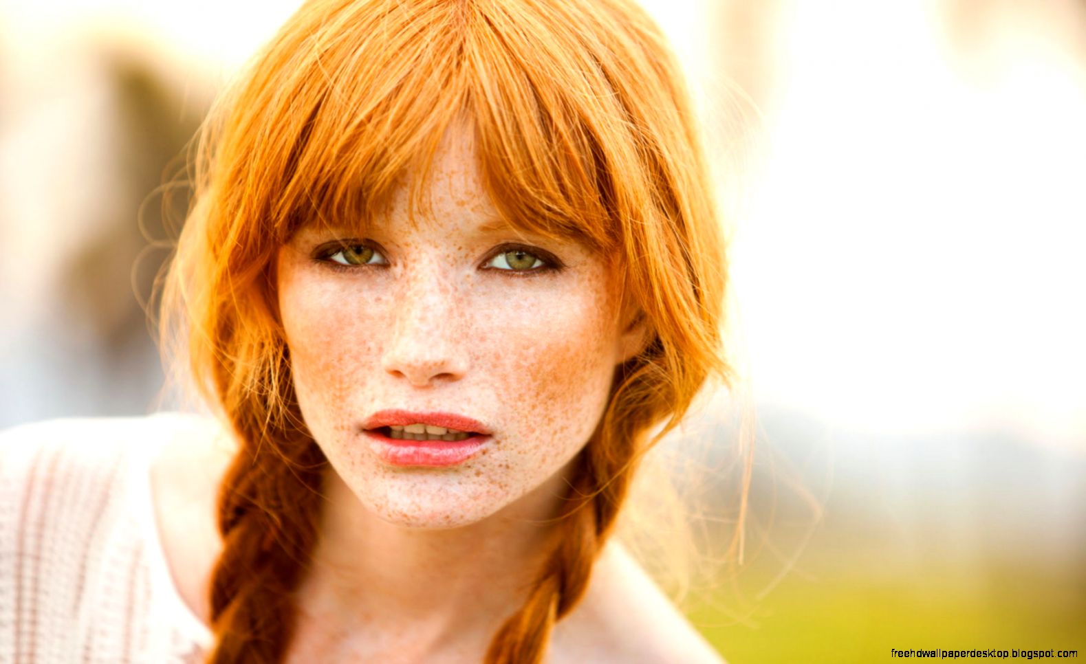 15 Beautiful HD Women Freckles Wallpapers 15 Beautiful HD Women Freckles Wallpapers