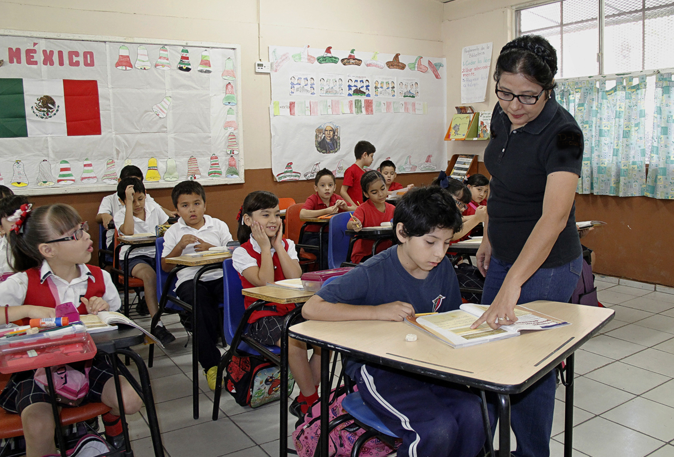 Educación BC REUNIÓN INFORMATIVA CON PADRES DE GANADORES DE LA OCI 2015