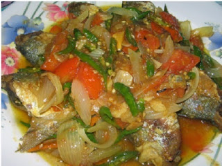CARA MEMBUAT OSENG KACANG IKAN TONGKOL CARA MEMBUAT OSENG KACANG IKAN TONGKOL