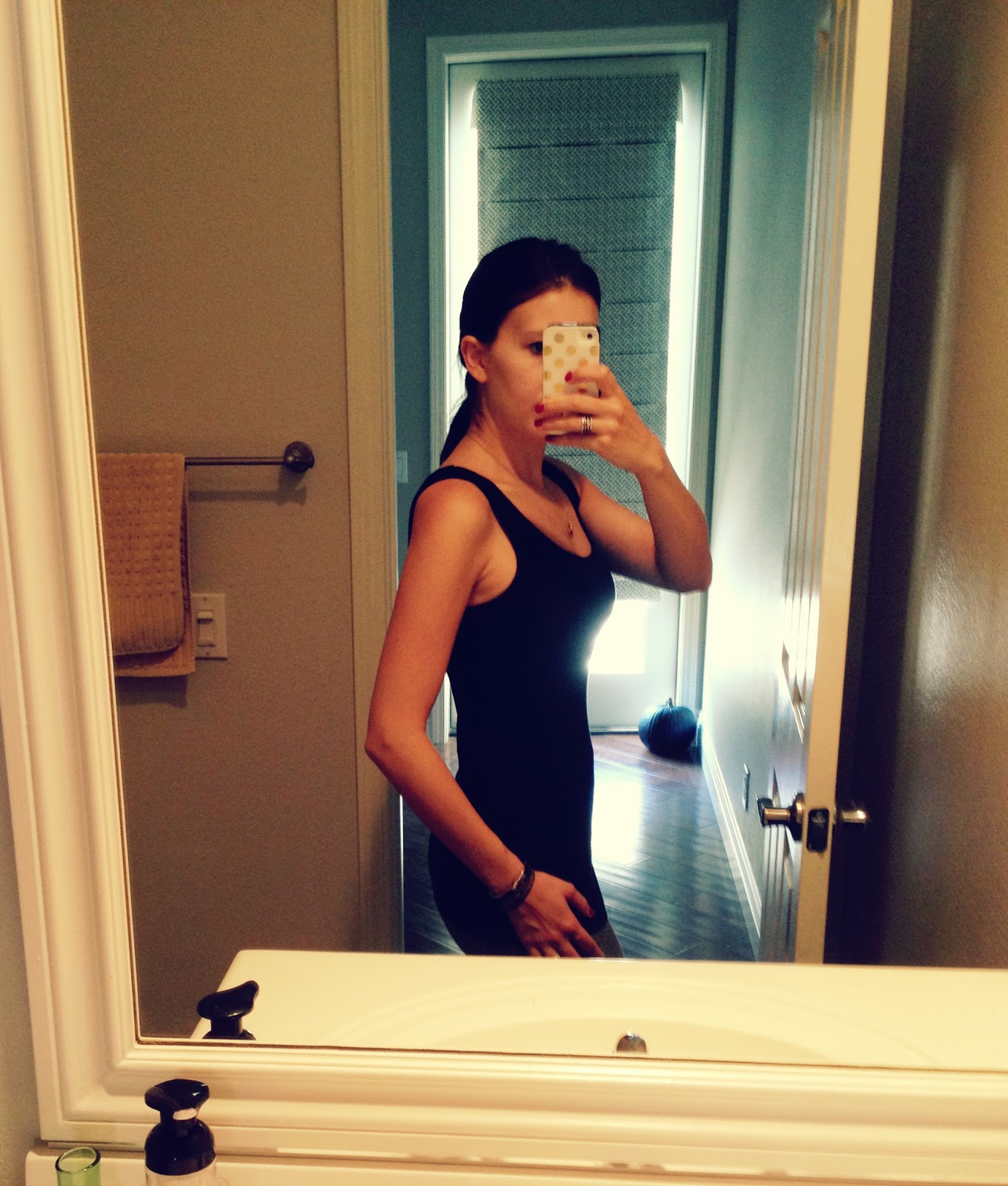 Sweet Potato Veggie Burger + Pregnancy Photo Journey