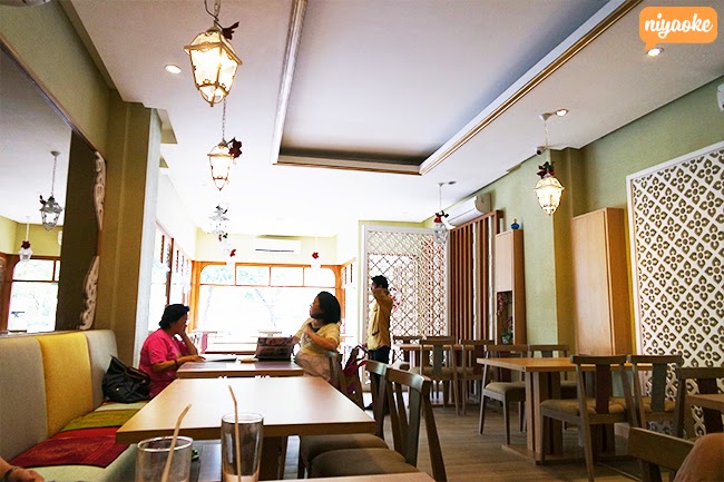 Eater Thinker Dreamer - A Food Travel Random Blogger From Jakarta Indonesia Bangkok Garden Thai Restaurant At Pik