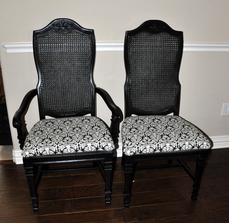 Professional Underwear Folder: Double Trestle Base Dining Table with 6