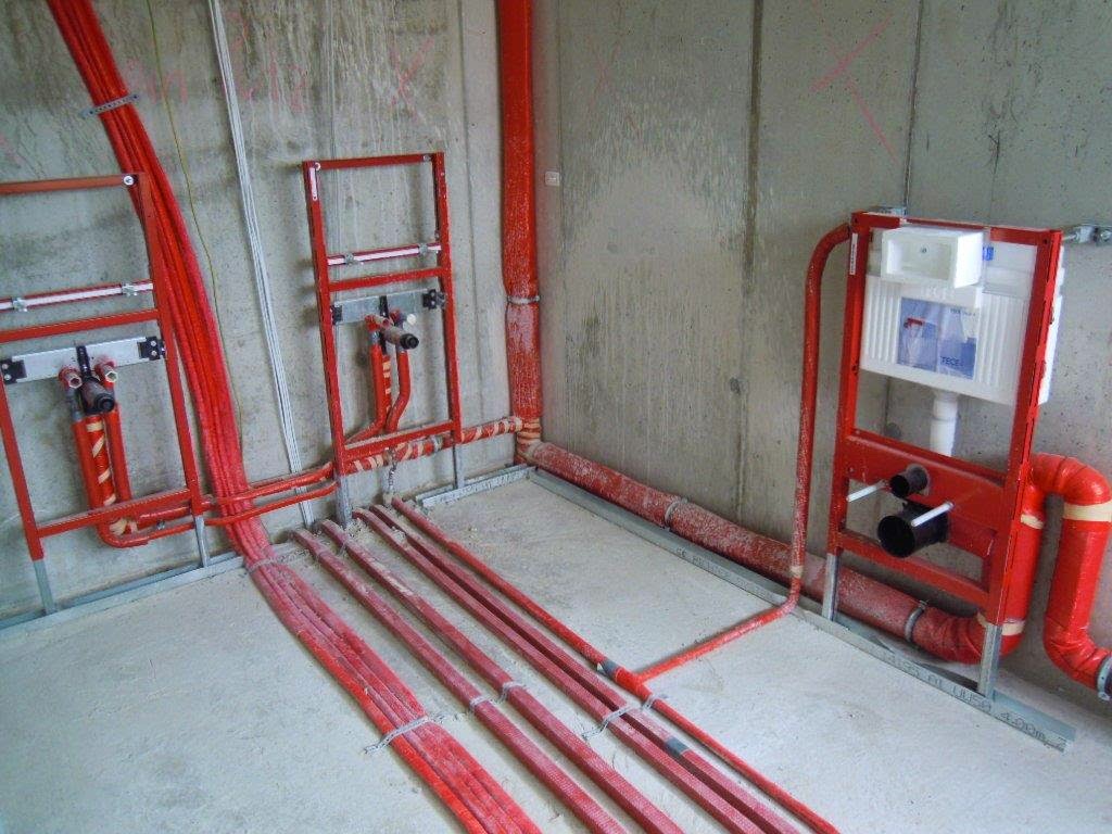 Schloß Tiefenbach: Sanitärinstallation und Lüftung