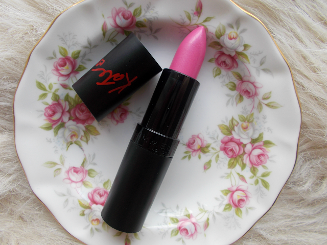 rimmel kate moss lasting finish lipstick 35 pink purple review swatches product testing uk