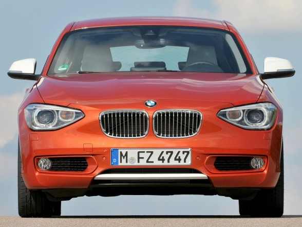 12 Bmw 1 Series Sport Line And Urban Line Car Preview By 3mbil Cars