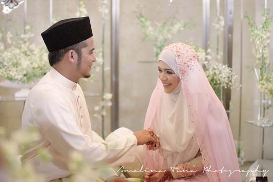 Foto Cantik Pernikahan Diana Amir oleh AmalinaTuna Foto Cantik Pernikahan Diana Amir oleh AmalinaTuna