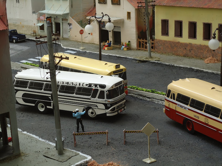 Miniaturas do ônibus Cermava 1ª parte