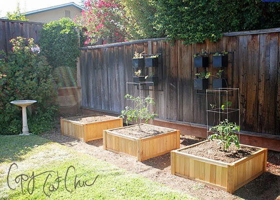 Copy Cat Chic: Ranch House Redo | A Little Backyard Update