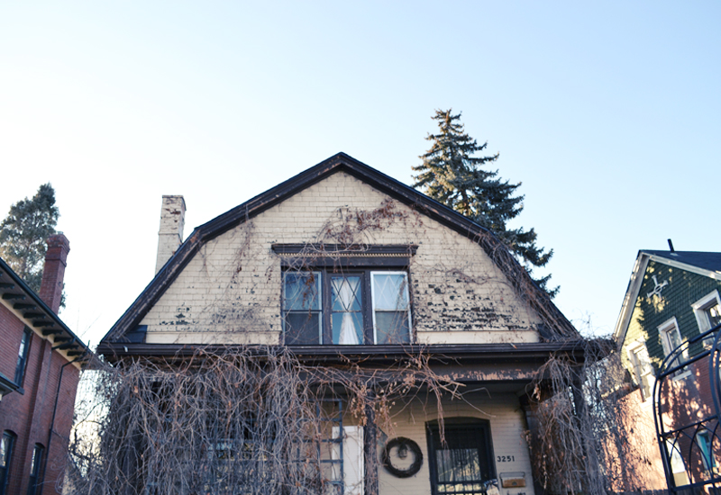 MOCCASIN RUN little houses on the hillside...