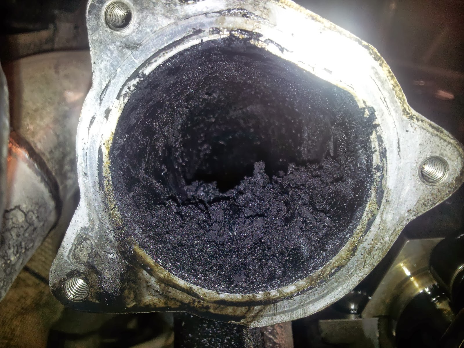 Que es una EGR y para que sirve. Fallos OBD y OBD2, Guías Reparar Fallos OBD. Mecánica y