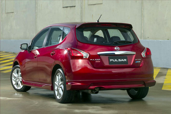 Nissan Pulsar Hatchback 2014