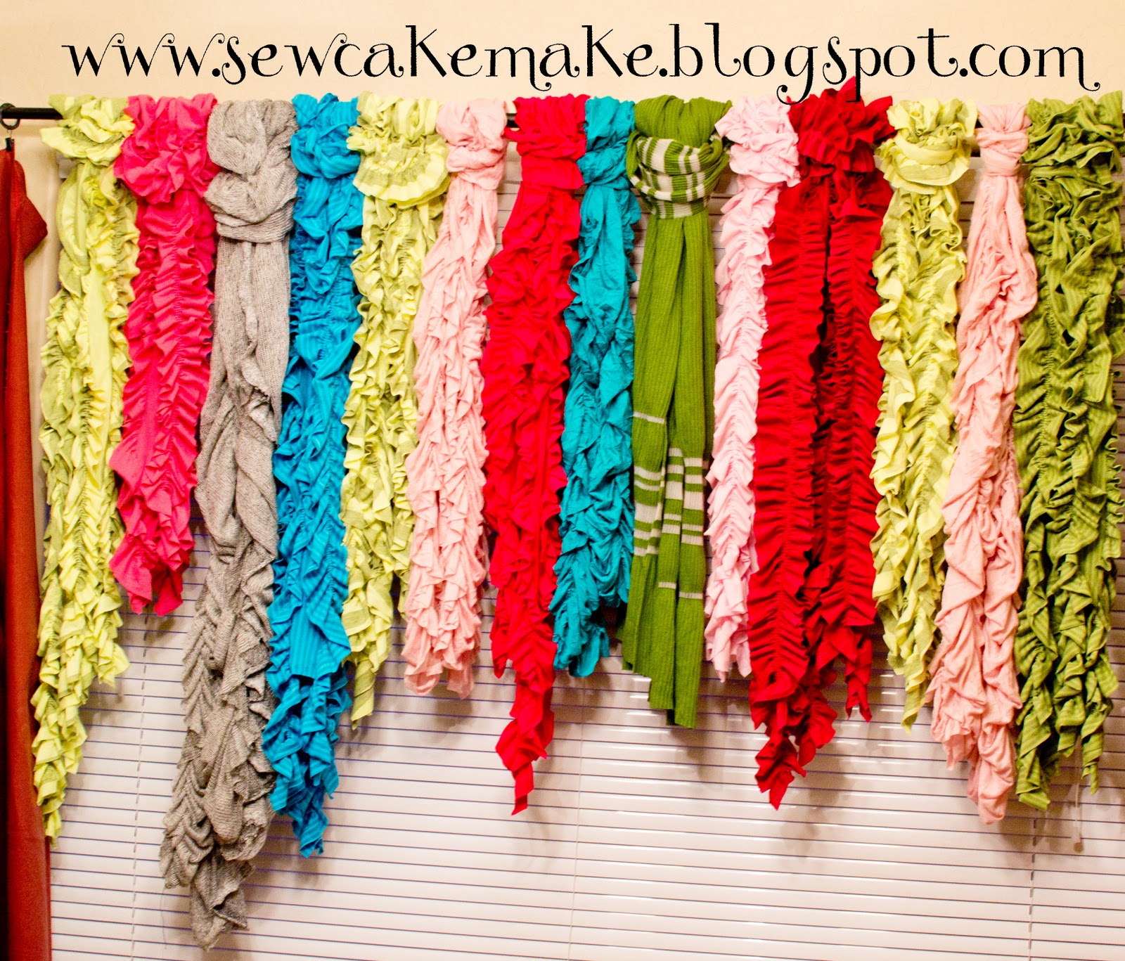 31 easy & cheap christmas crafts for kids The Sew*er, The Caker, The CopyCat Maker: Shhhh…Don't Tell!