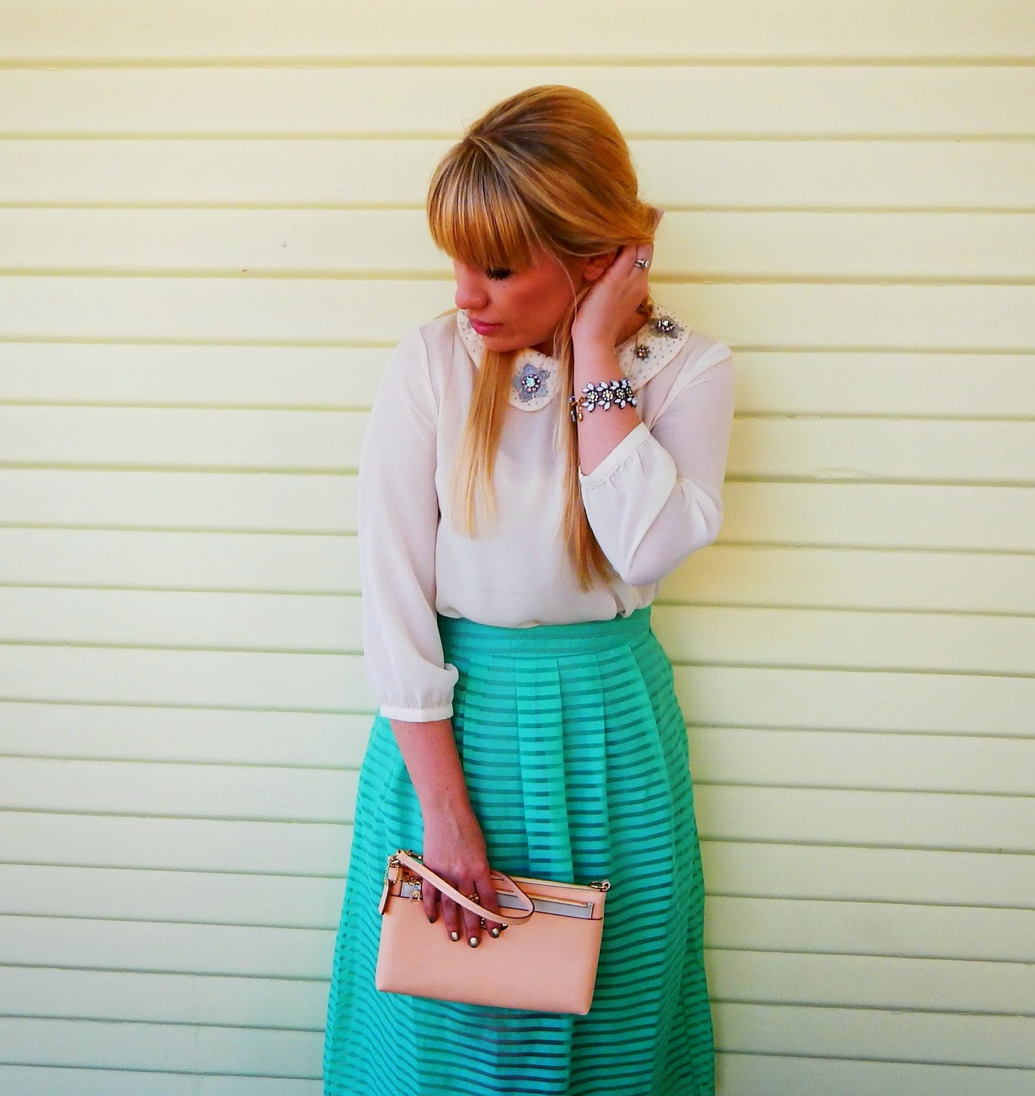 Girly Retro Outfit Inspiration
