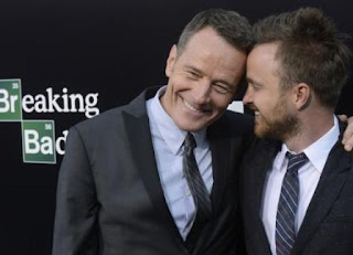 Aaron Paul reveals Bryan Cranston mooned him during the 'Breaking Bad' finale Aaron Paul reveals Bryan Cranston mooned him during the 'Breaking Bad' finale