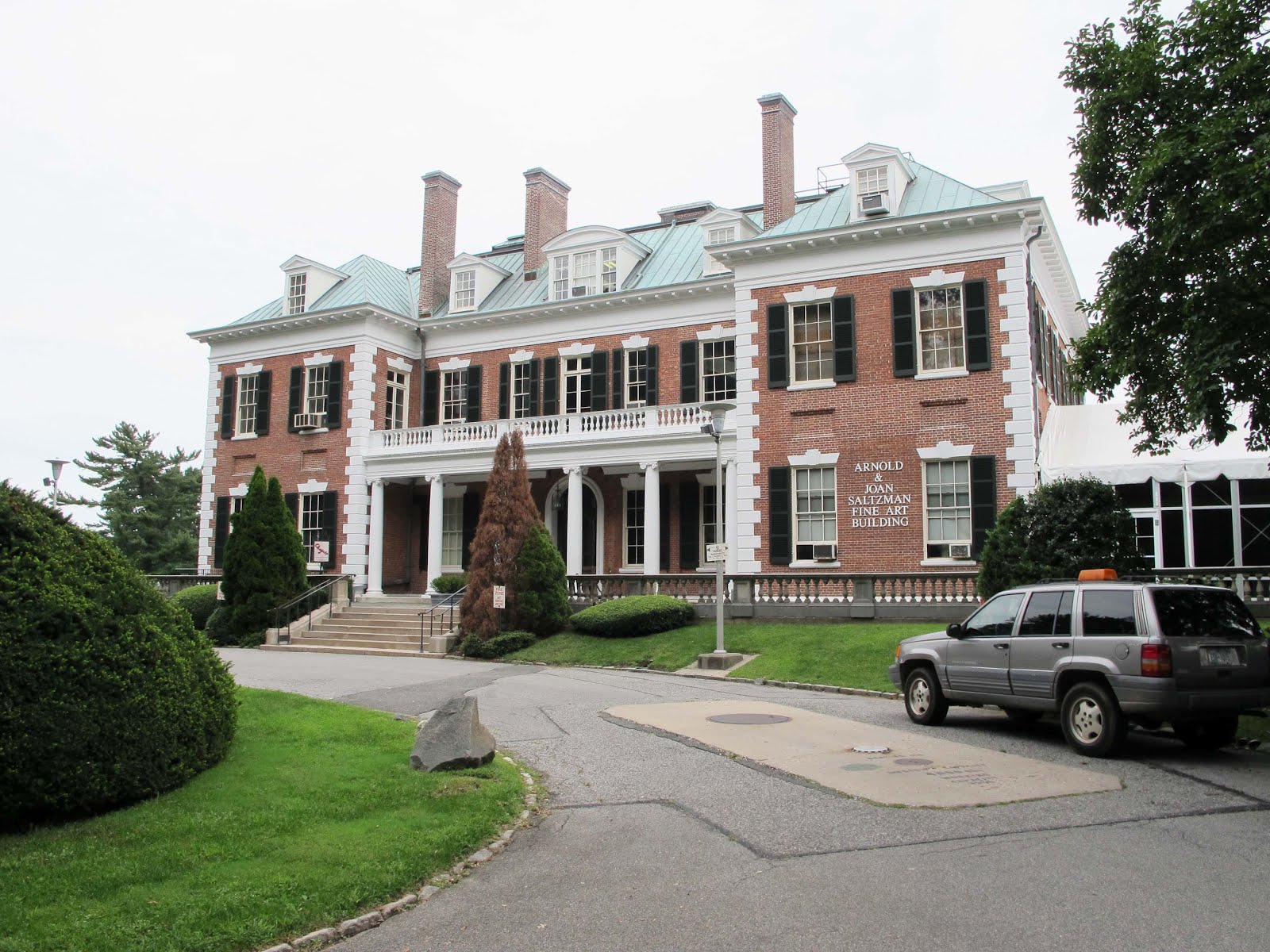 BIG OLD HOUSES A Gentleman on Long Island