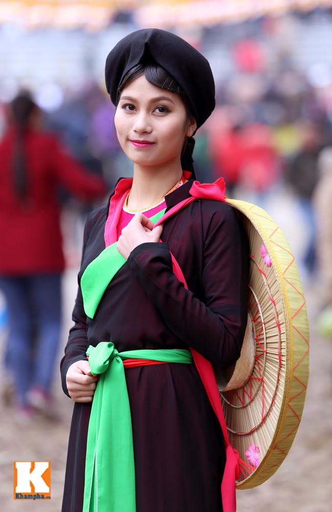 Thiếu nữ Kinh Bắc