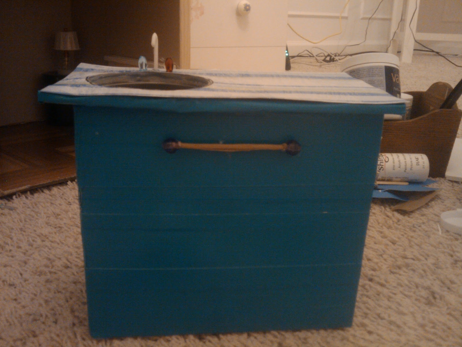 Young Mama Crafts DIY Barbie Fridge, Sink, and Garden