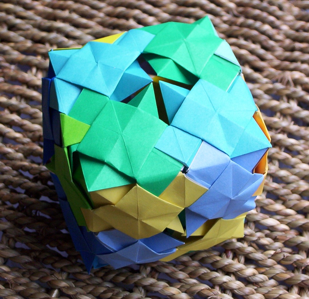 Dorset Origami Lovers Knot goes modular