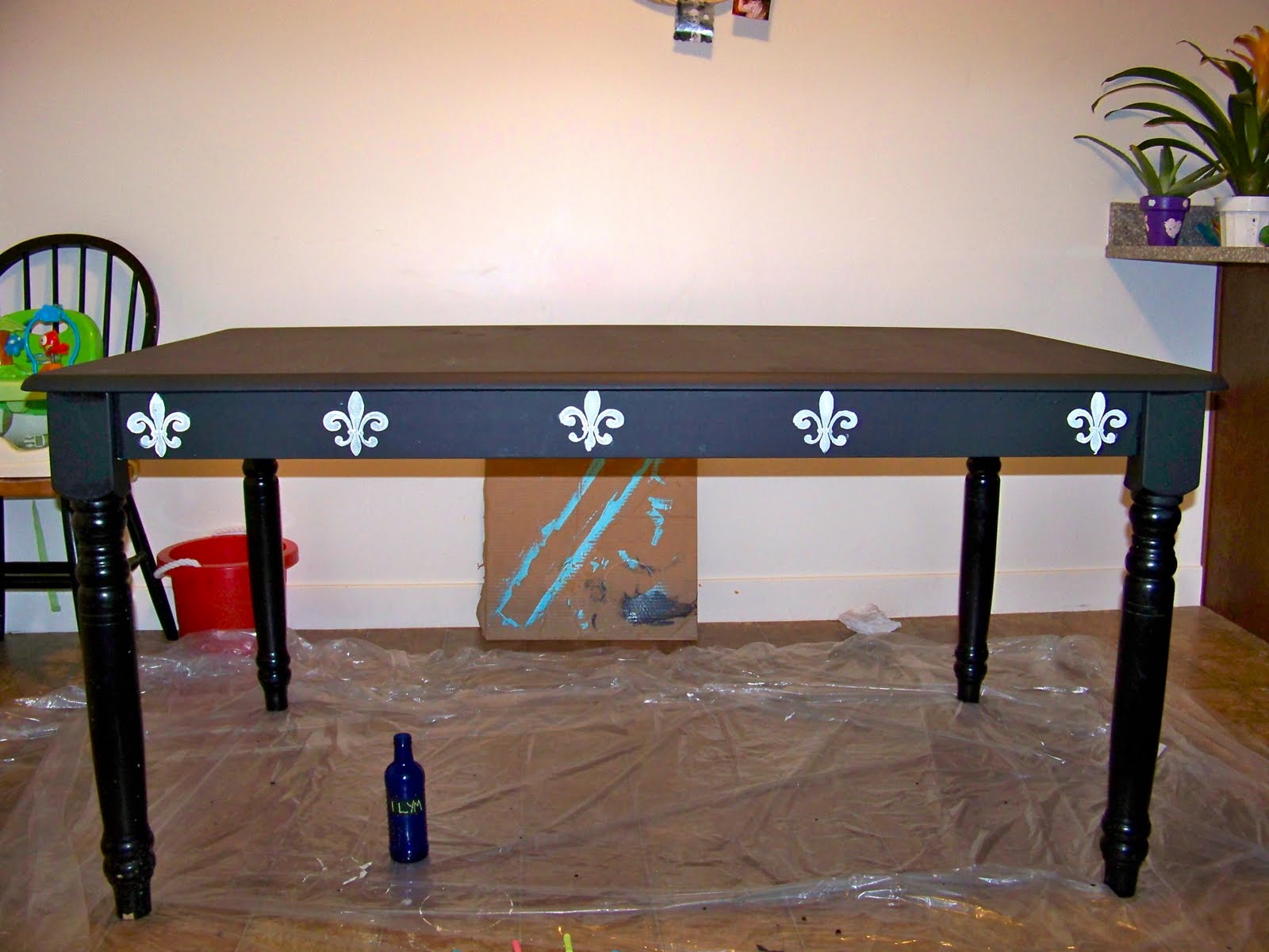 Crafty Confessions Chalkboard Kitchen Table