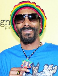 Snoop Smokes Bong With Son