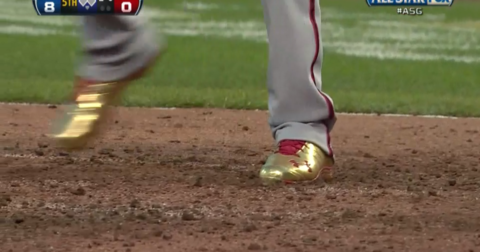 bryce harper black and gold cleats