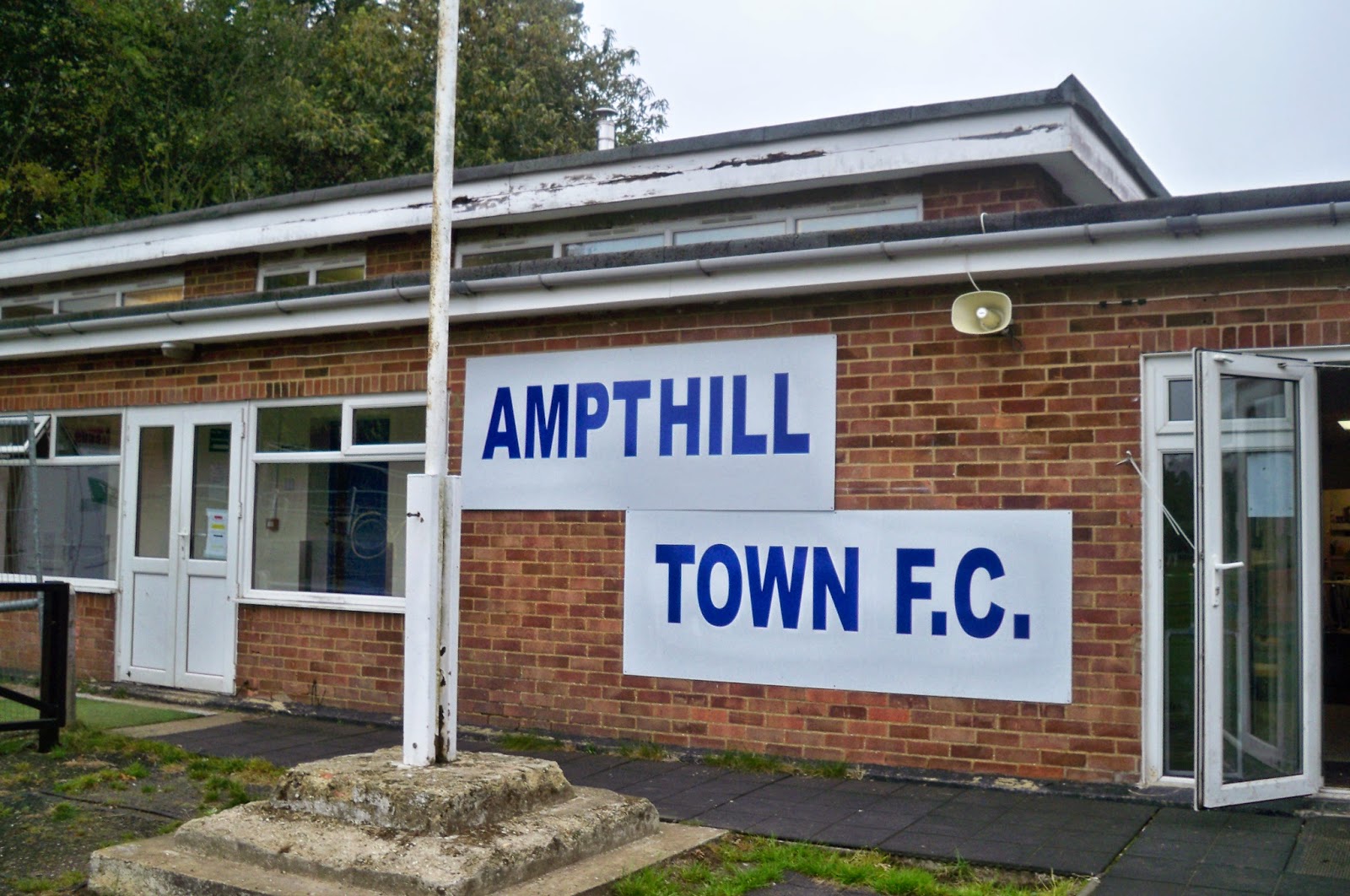 Football Grounds visited by Richard Bysouth: Ampthill Town FC