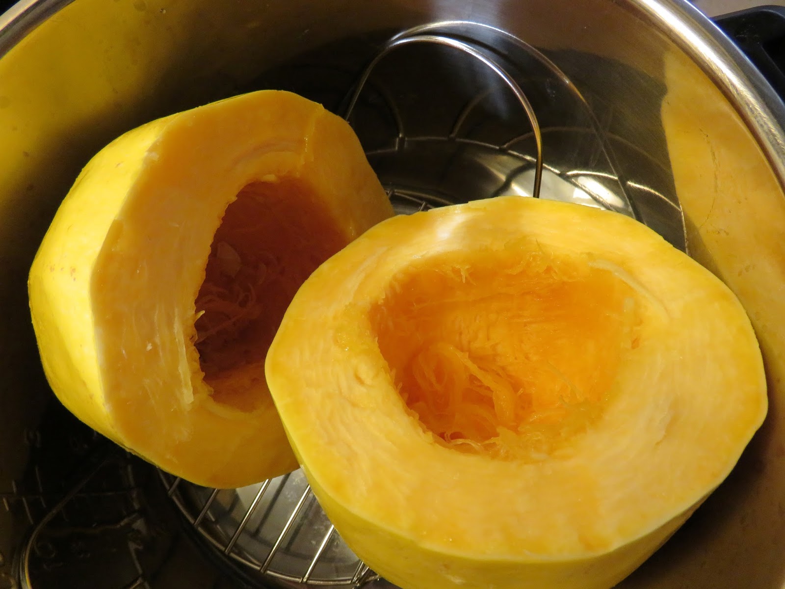 Pressure Cooked Spaghetti Squash
