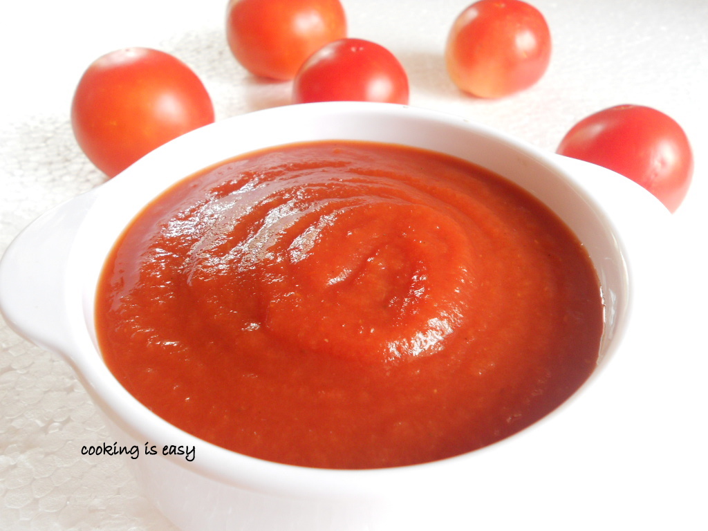 Homemade Tomato Sauce. Cooking Is Easy