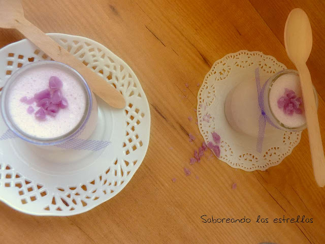 Mousse De Caramelos De Violetas
