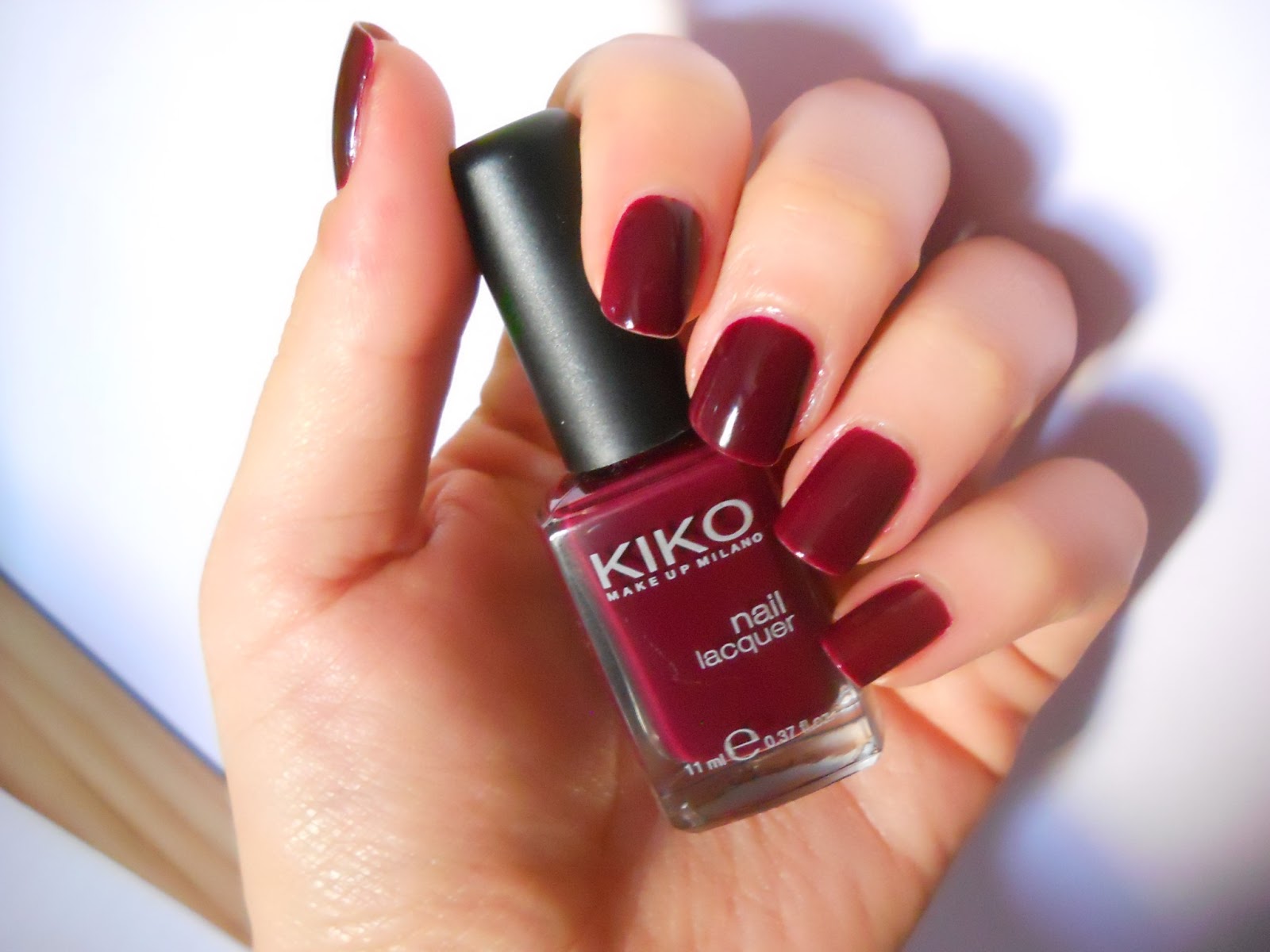 La strega Yuko KIKO nail polish 243