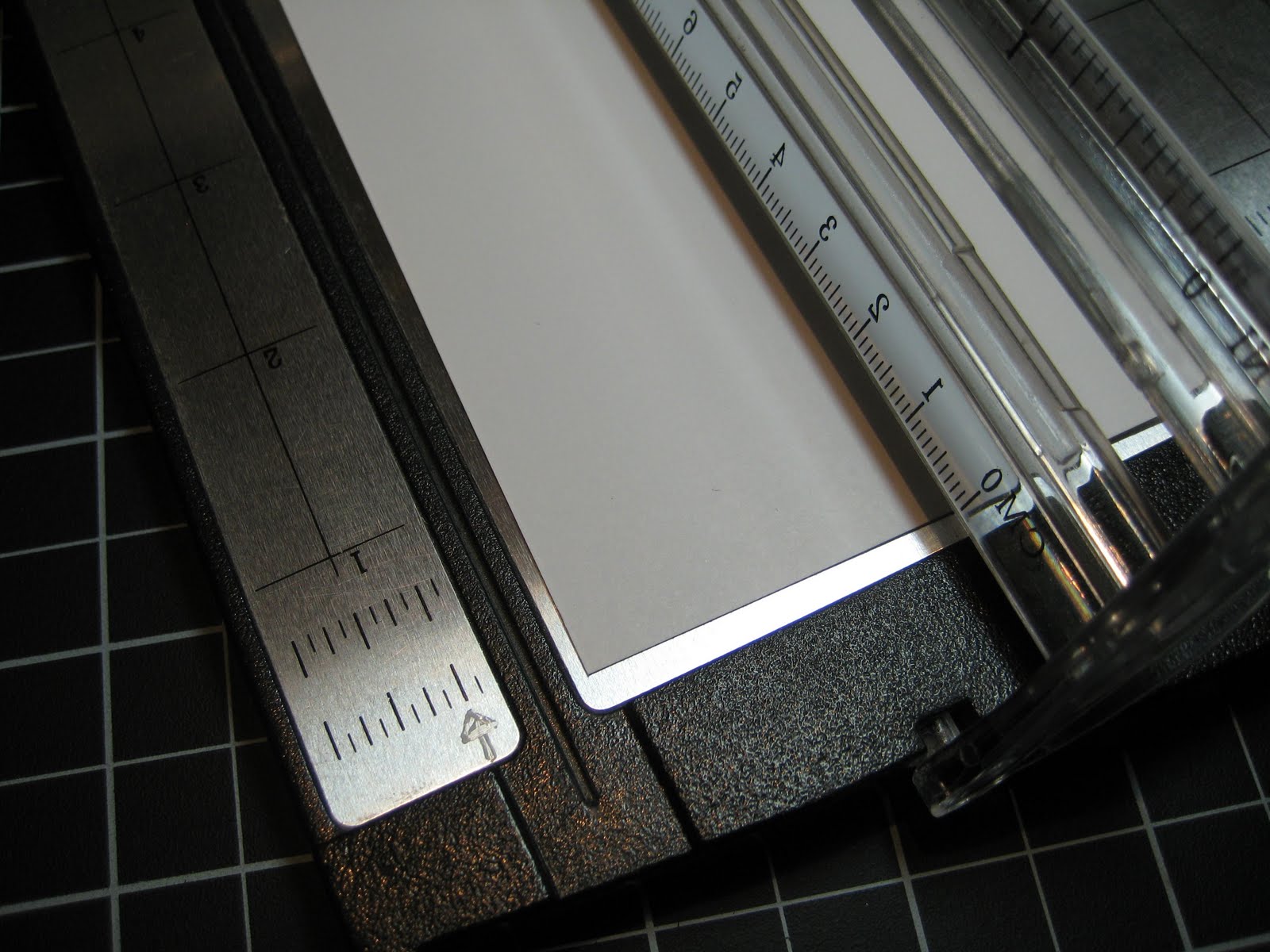 Goin' Over The Edge Photo tutorial How to make a longer tag with the