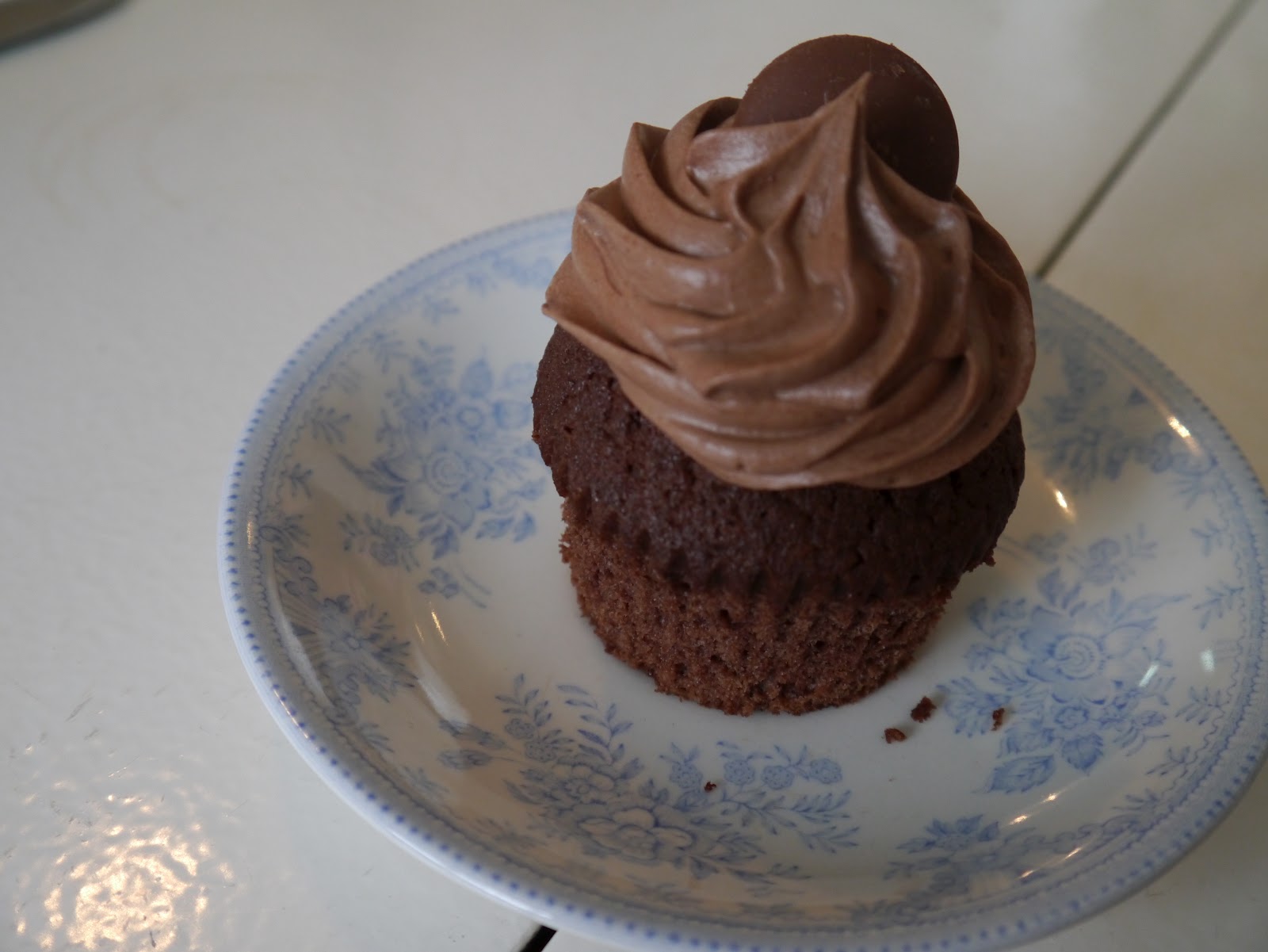 what's cooking good looking? Review Upsy Daisy Bakery
