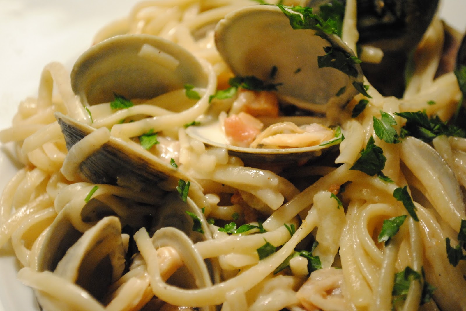 Linguine with Clams Arugula and Tomatoes Recipe Healthy Sea Foods
