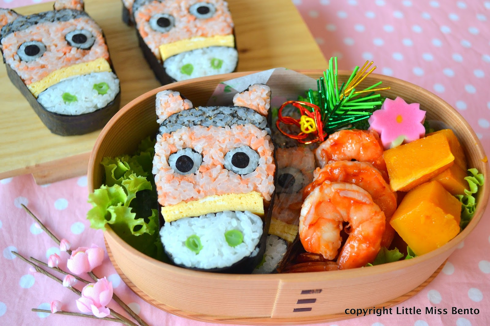 New Year Horse Bento 馬さんのキャラ弁 飾り巻き寿司 Little Miss Bento