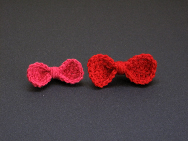 The Enchanted Ladybug: FREE Pattern: Crochet Bow Barrette