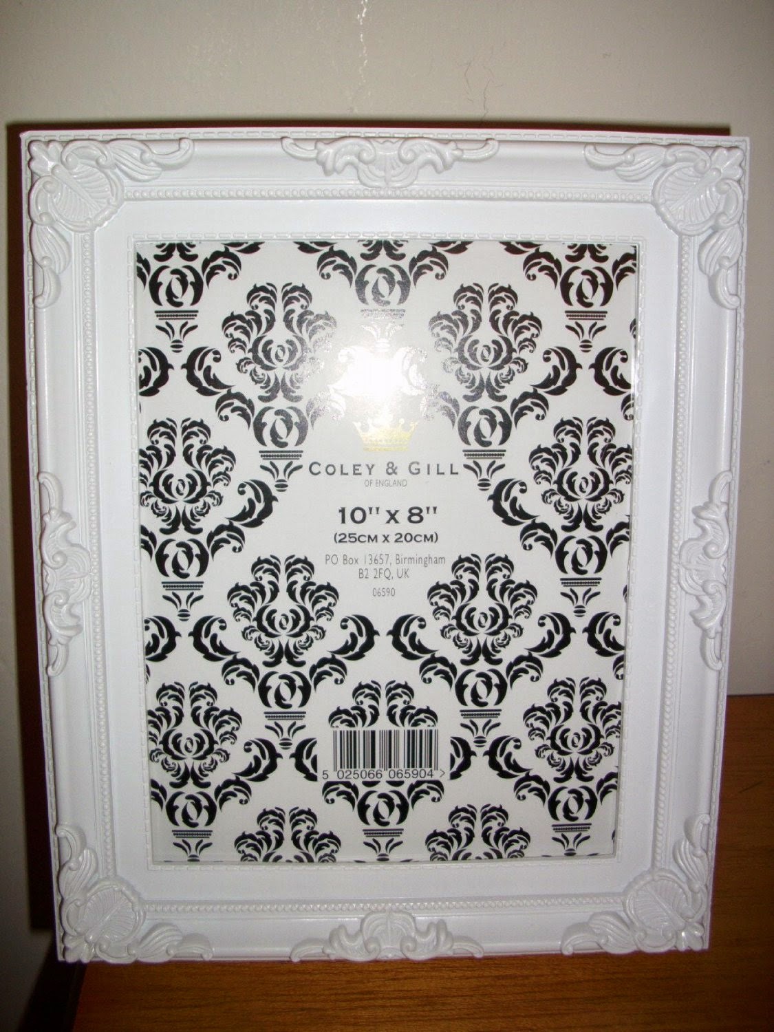 Bumble Bee's Craft Den Shabby Ornate Frame Revamp!