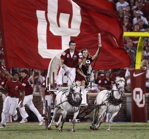 LSU Moves To # 2, Auburn Drops In AP Top 25 LSU Moves To # 2, Auburn Drops In AP Top 25