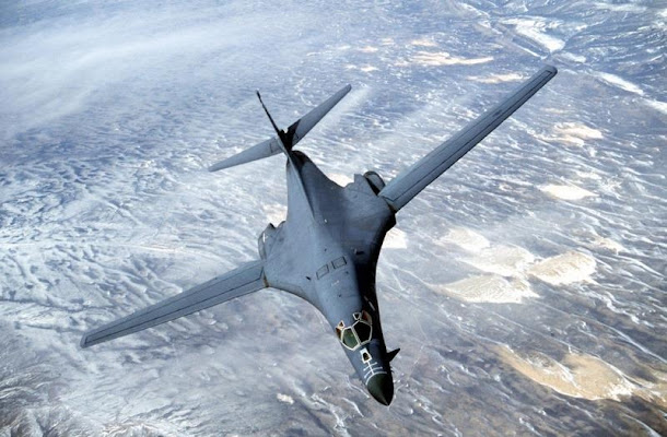 美軍再度出動B-1B轟炸機及戰鬥機飛越朝鮮半島上空,向北韓展示威。資料照片。 美軍再度出動B-1B轟炸機及戰鬥機飛越朝鮮半島上空,向北韓展示威。資料照片。