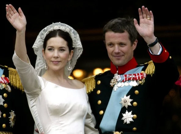 The Crown Prince Couple married on 14 May 2004. The wedding took place in Copenhagen’s Cathedral and the wedding festivities were held at Fredensborg Palace.