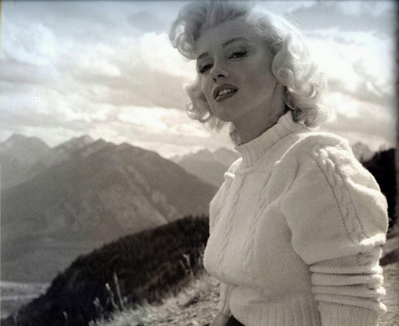 http://3.bp.blogspot.com/-4aR7SOlmDq8/T0ZdDnwHAoI/AAAAAAAAgc8/OBmqIfYgnA8/s1600/unpublished_photos_of_marilyn_monroein+Canada0866.jpeg