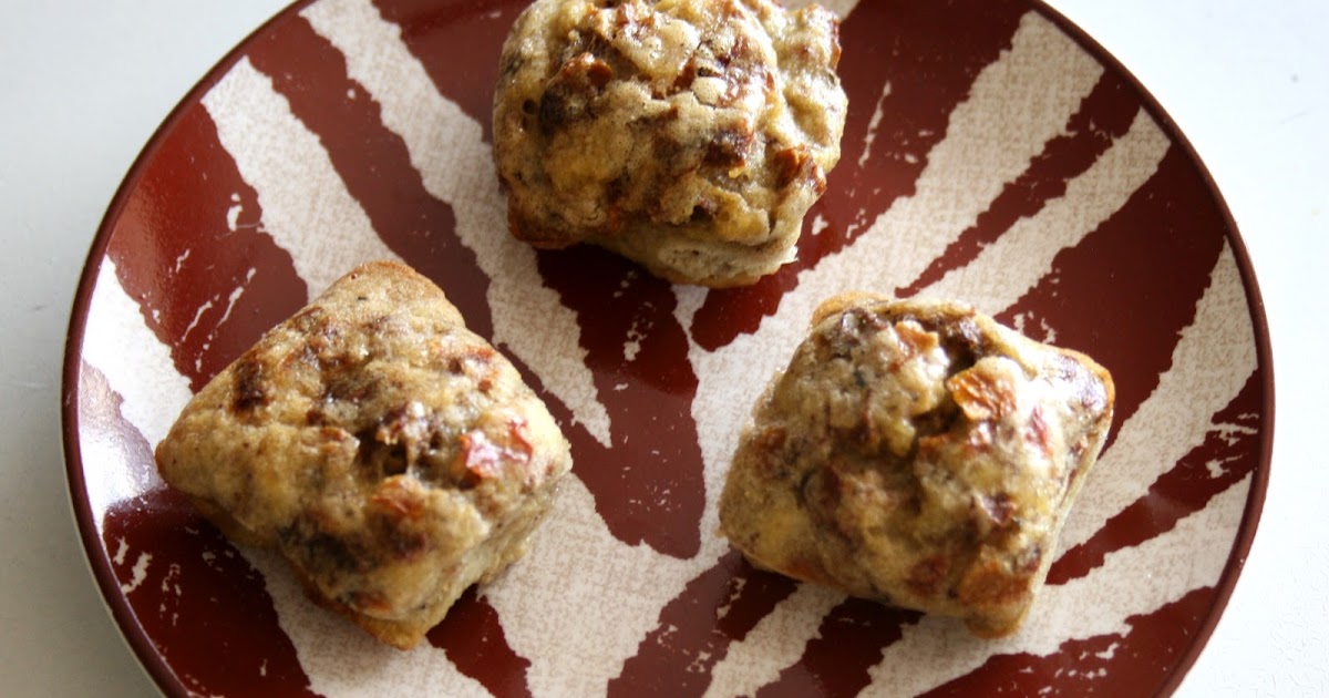 24/7 Low Carb Diner Pesto and SunDried Tomato Egg Bites