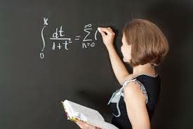  Characteristics of good black board and  Importance of the blackboard