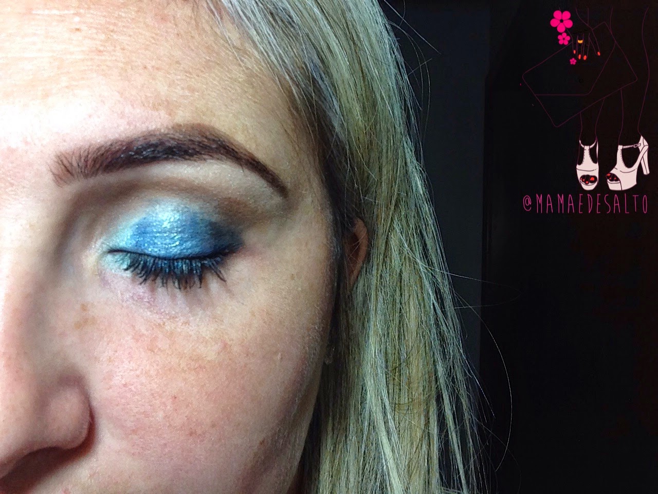 tutorial de maquiagem azul inspiração para festas de final de ano e verão => blog Mamãe de Salto