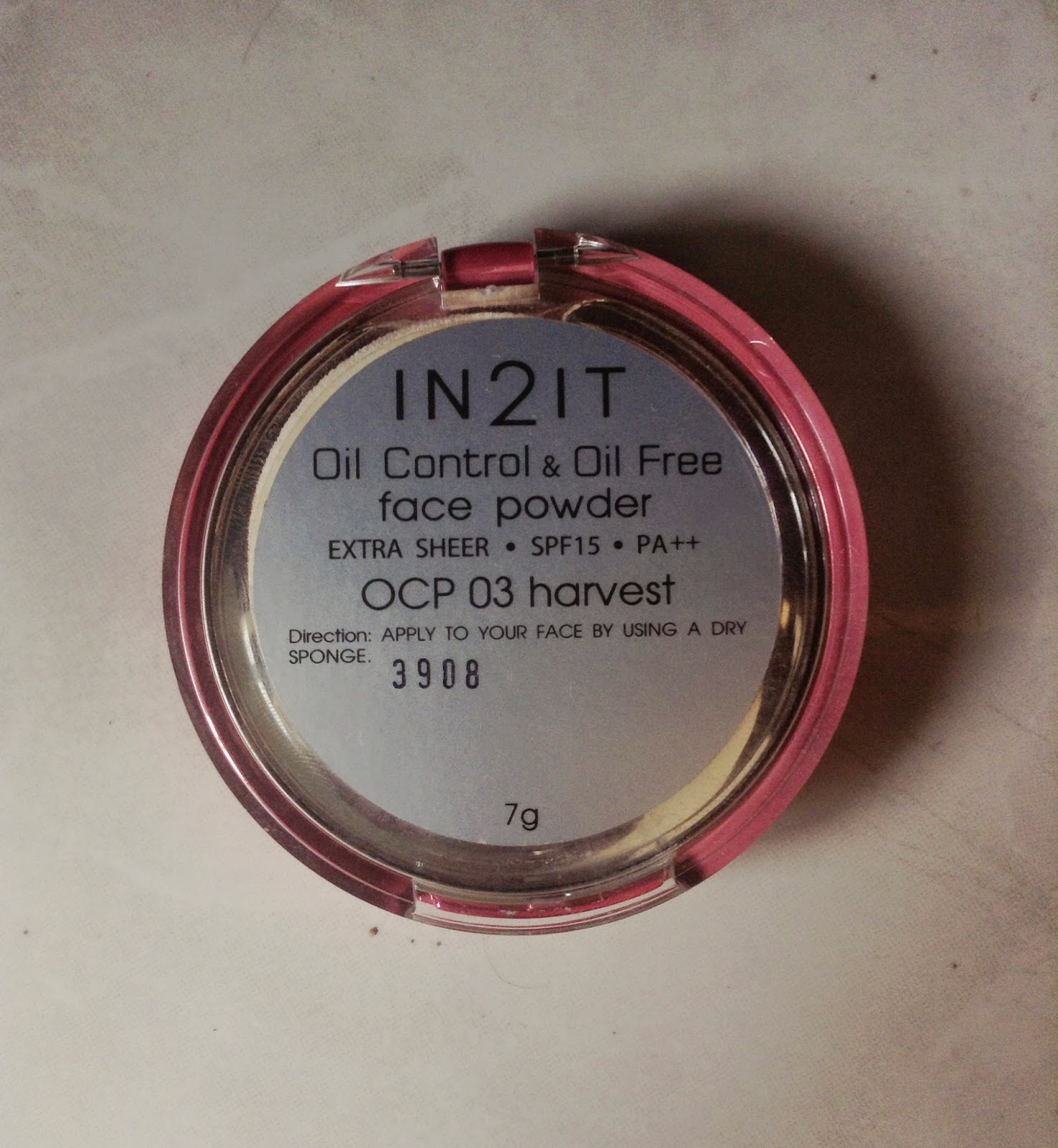 stealing your sunbeams REVIEW IN2IT Oil Control & OilFree face powder