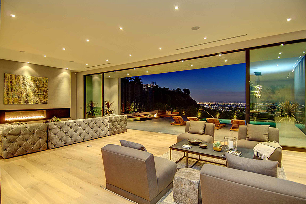 Hogares Frescos: Casa con un Interior de Estilo en Los Ángeles y una