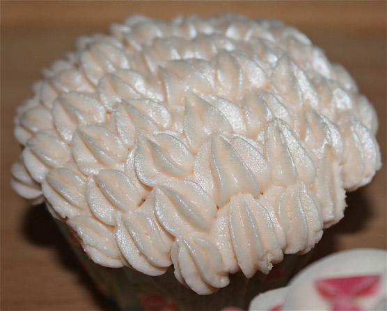 Lustre Quilted Cupcake