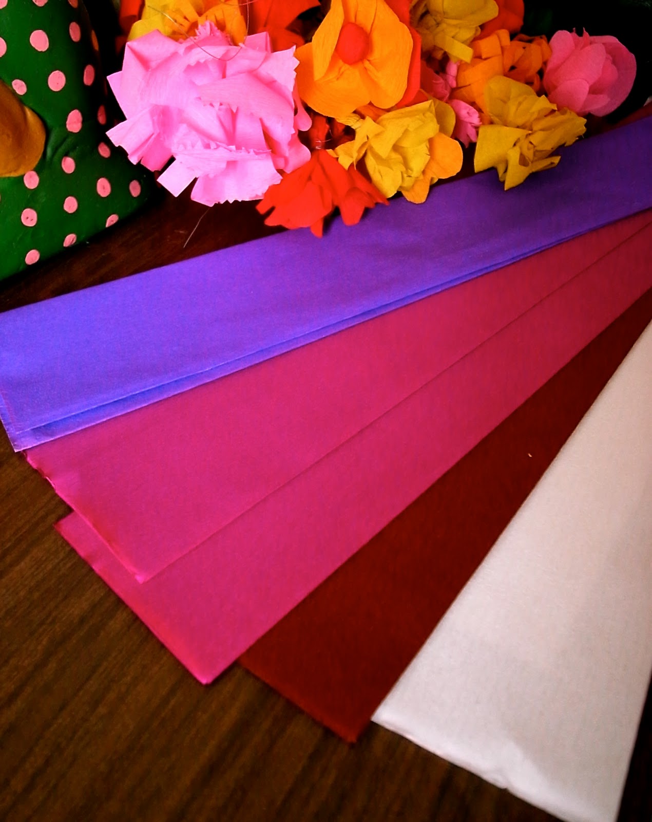younglek กระดาษย่น ( Crepe Paper )