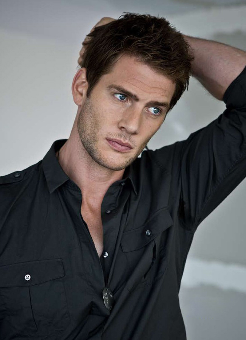 Ryan McPartlin Photos | Tv Series Posters and Cast